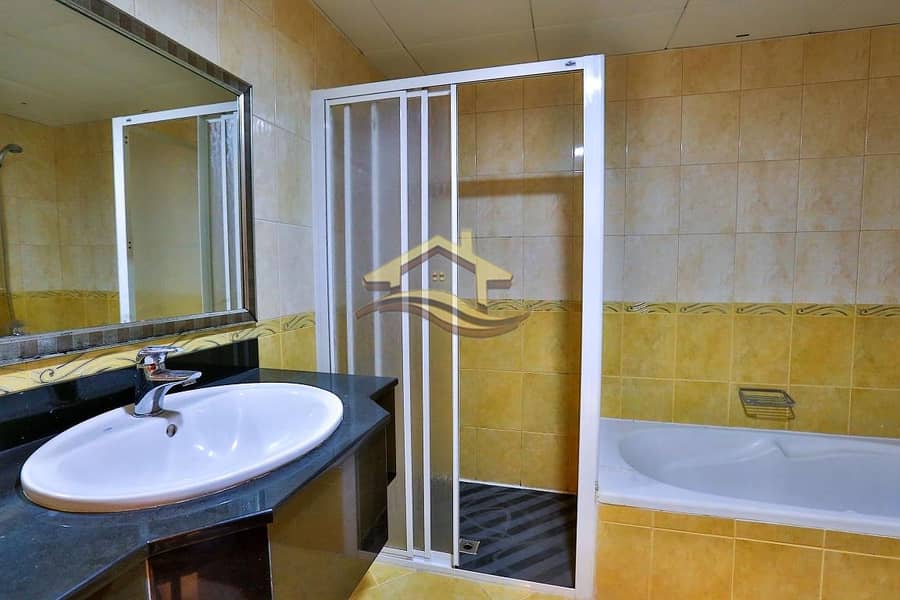 30 With Balcony and Complete Amenities | Furnished