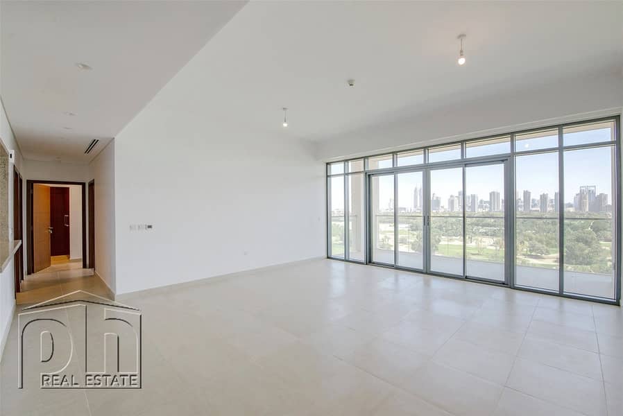 5 3 Bed Plus maid with Full Golf Course Views