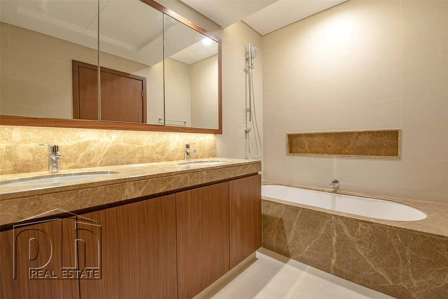 8 3 Bed Plus maid with Full Golf Course Views