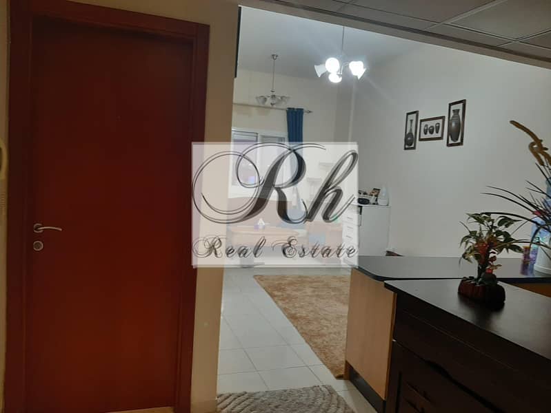 8 Spacious and Beautiful 1 Bedroom Apartment For Sale