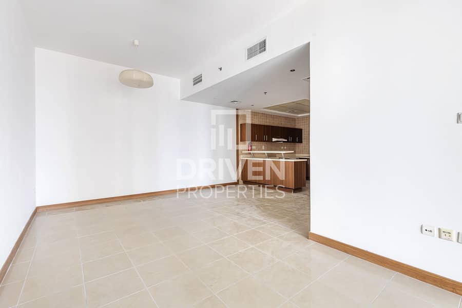 Large Layout Unit | Sea View | Mid Floor Large Layout Unit | Sea View | Mid Floor