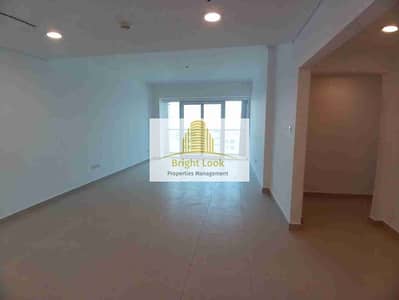 Beautiful living style 2BHK available in good price