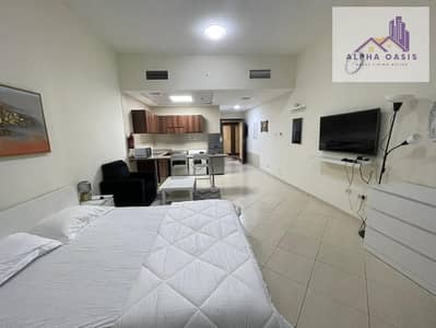 VACANT/UN FURNISHED  /HIGE LYOUT/500 SQ FT/