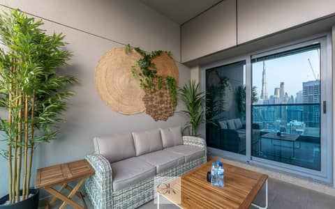 4 Bedroom Flat for Rent in Business Bay, Dubai - Balcony 2. jpeg