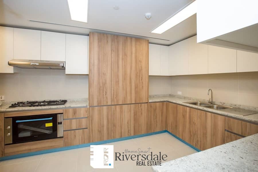 7 2-bedroom-park-view-al-reem-island-shams-abu-dhabi-kitchen-3 (1). jpg