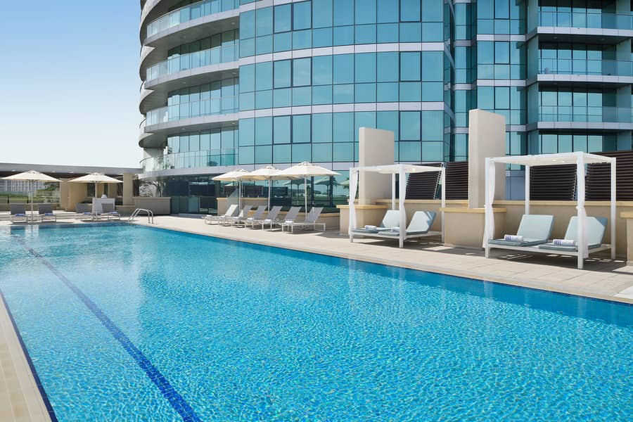 4 Swimming Pool