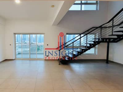 LARGE SIZE | COMMUNITY FACING | 3 BR M+S