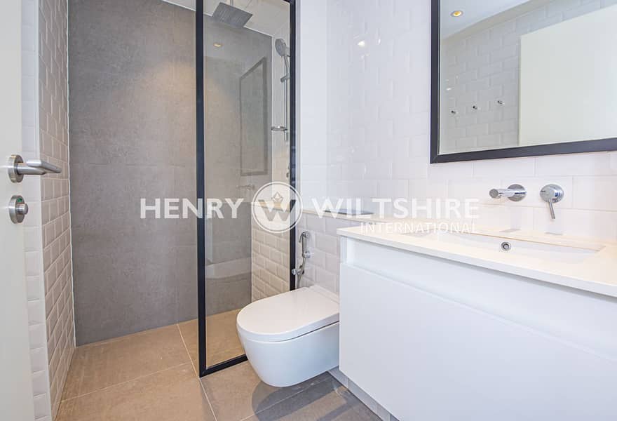 11 1BR04 - Photo 13. jpg
