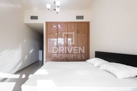 Studio for Rent in Jumeirah Lake Towers (JLT), Dubai - Bright and Fully Furnished | Available Mid July