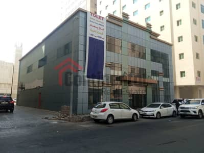 阿尔坎特米亚， 夏尔迦 展览店面待租 - WhatsApp Image 2024-06-25 at 10.19. 38 AM copy. jpg