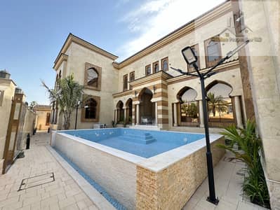 Exclusive | Huge Basment | Swimming Pool