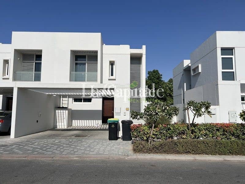 Semi-Detached |3bed+Maid|Type B|Near Pool & Park|Single Row Semi-Detached |3bed+Maid|Type B|Near Pool & Park|Single Row