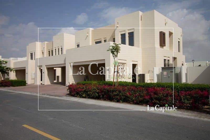 Type H End Unit | Close to Pool and Park