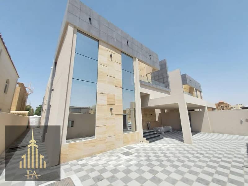 Villa for sale with electricity, water and air conditioning