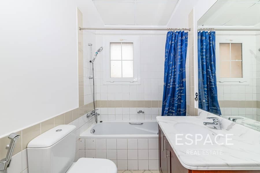 Upgraded | Marble Finish | Quiet Location - Image 13