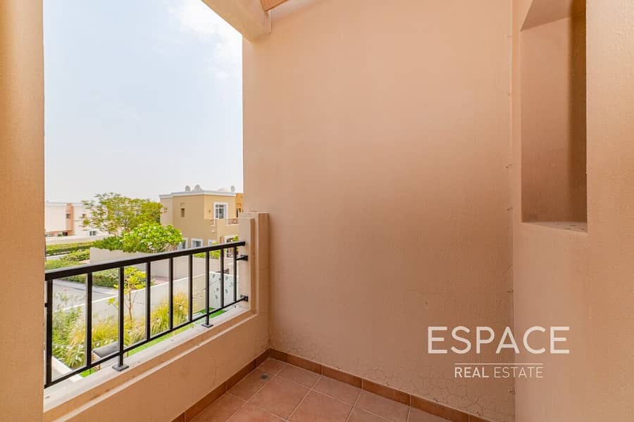 Upgraded | Marble Finish | Quiet Location - Image 18