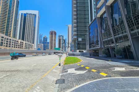 East Facing | Walk in Closet | Burj Khalifa View