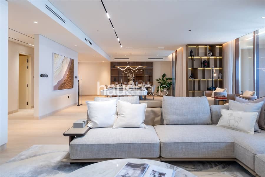 Vacant | Private Gym and Pool | Beach Access