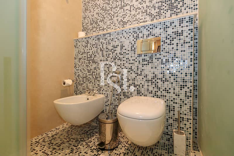 7 6br-villa-nurai-island-abu-dhabi-bathroom (13) (1). JPG
