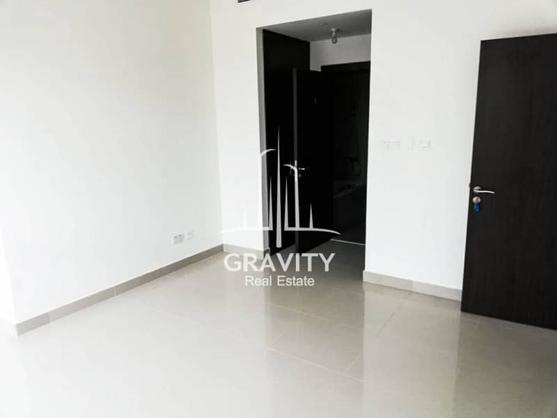 Ready for occupancy! Sea view 1BR in C2 Marina Bay