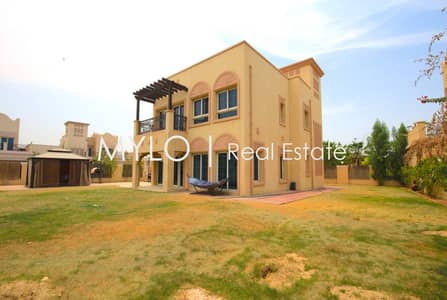 Large Corner Plot 2 BR Villa Across Park Large Corner Plot 2 BR Villa Across Park