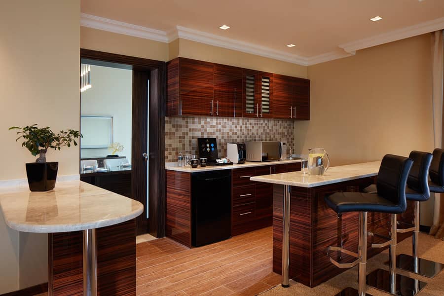 10 Penthouse (5). jpg