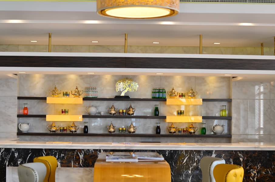 10 lobby cafe (5). jpg
