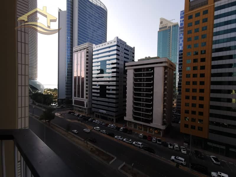 شقة مجددا بالكامل قريب الكورنيش شقة مجددا بالكامل قريب الكورنيش