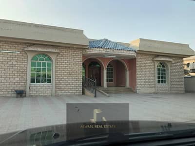 For sale villa in the Emirate of Sharjah     In the Ramaqiya area