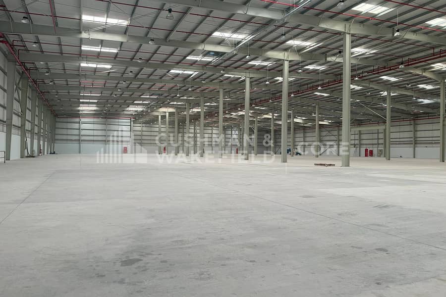 Brand New | Good Height | Warehouse Brand New | Good Height | Warehouse
