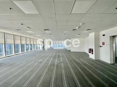 Office for Rent in Al Khalidiyah, Abu Dhabi - Bright Office | Premium Office Tower | Fitted