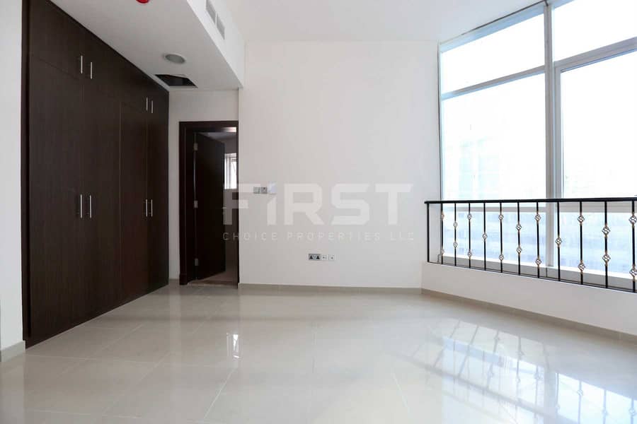 5 Internal Photo of 2 Bedroom Apartment in Hydra Avenue City of Lights Al Reem Island Abu Dhabi UAE (9). jpg