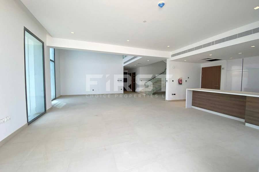 7 External Photo of 4 Bedroom Duplex Type 4Y in Yas Acres Yas Island Abu Dhabi U. A. E. (7). jpg