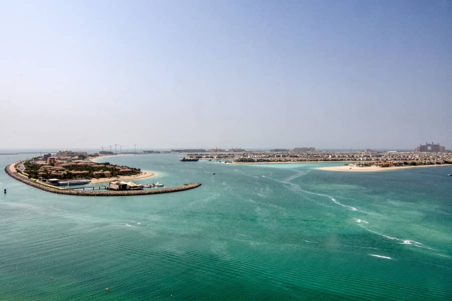 19 27_LAP_3019_AHDR_B_LS_70 (2K). jpg