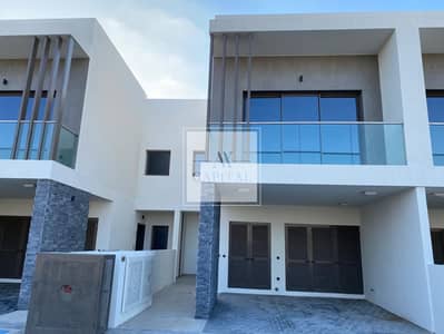 2 Bedroom Townhouse for Sale in Yas Island, Abu Dhabi - Single Row| Spectacular 2M| Private Garden| Rented