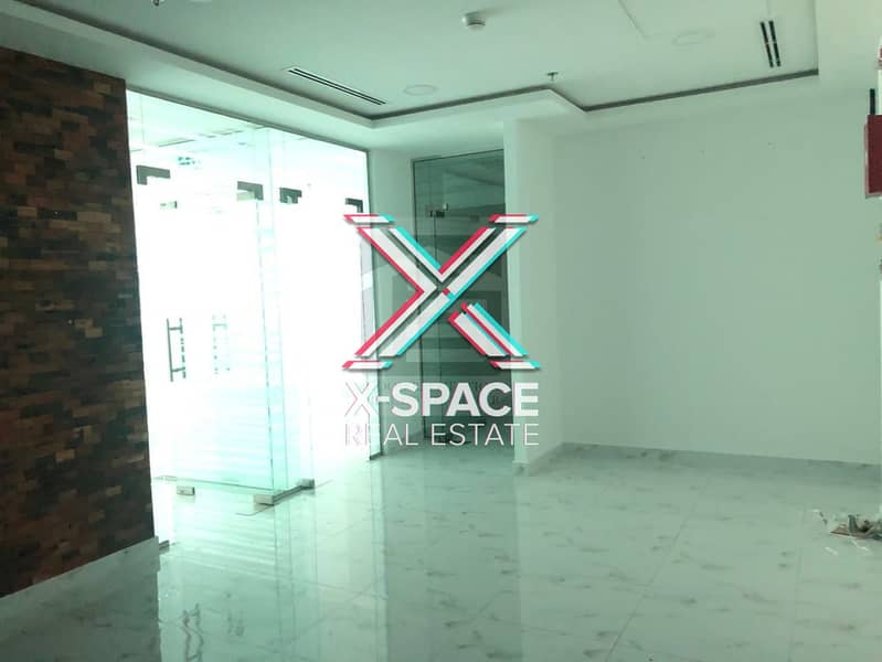 8 Fitted | 4 Parkings | Partitioned | Spacious