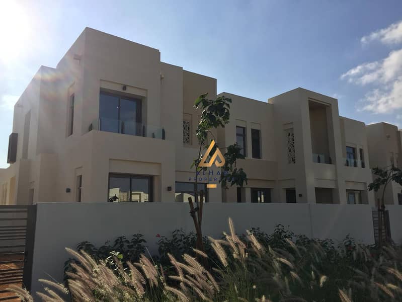 Type H | single row| nice unit | with balcony Type H | single row| nice unit | with balcony