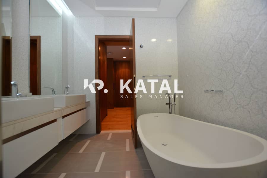 11 The Gate Tower 2, The Gate Tower, Shams Gate District, Al Reem Island, Abu Dhabi,Reem Mall 011 (1). jpg