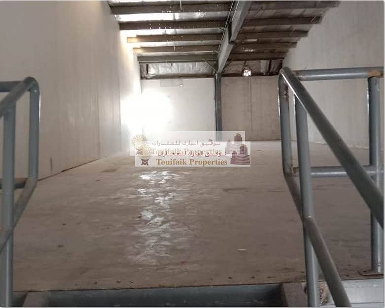 8 WAREHOUSE with Mezzanine in Ras Al Khor Ind. 2 | WITH ONE MONTH FREE | NO COMMISSION!!!