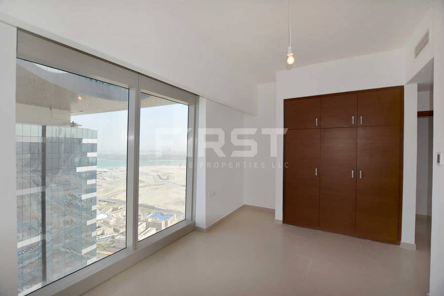 9 Internal Photo of 3 Bedroom Apartment in The Gate Tower Shams Abu Dhabi Al Reem Island Abu Dhabi UAE (19). jpg