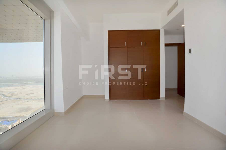 10 Internal Photo of 3 Bedroom Apartment in The Gate Tower Shams Abu Dhabi Al Reem Island Abu Dhabi UAE (20). jpg