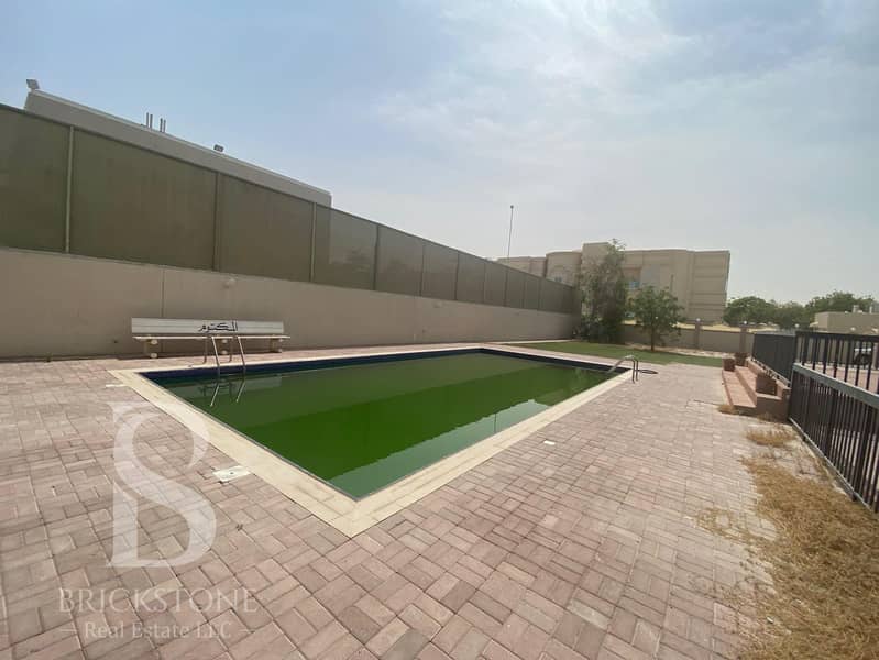 Beautiful 5 Br| Big Yard| Swimming Pool Beautiful 5 Br| Big Yard| Swimming Pool
