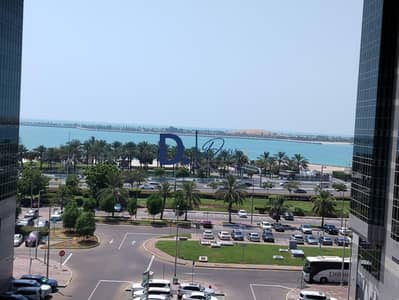 3 Bedroom Flat for Rent in Al Khalidiyah, Abu Dhabi - Corniche view | Chiller Free |Upgraded Duplex