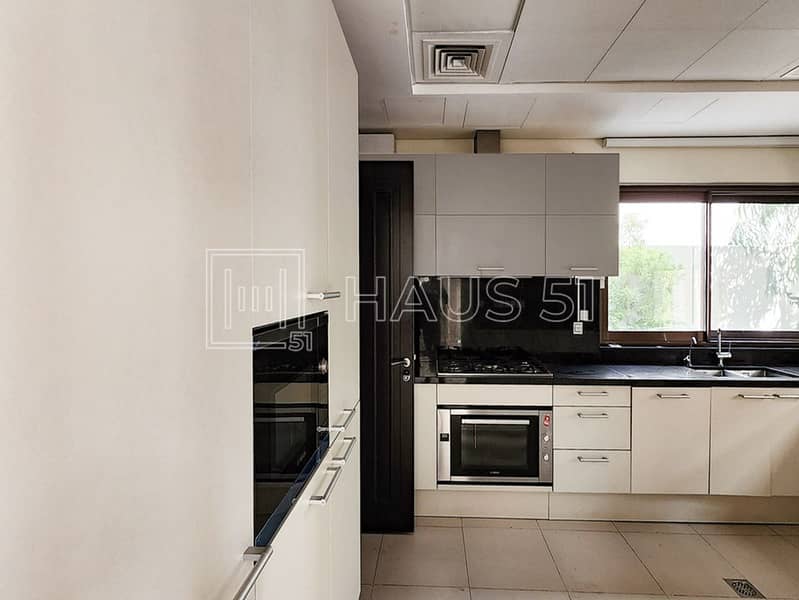 5 Grand-View-Maydan-Listing-8. jpg