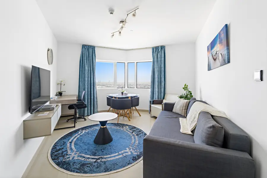 Prime Location 1BR near Dubai Marina w/ Pool & Gym | Furnished | Flexible term
