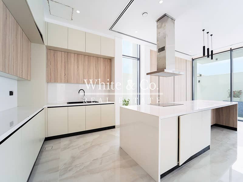 Custom Built | Brand New | Modern Throughout
