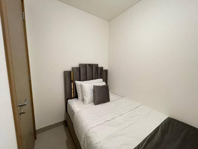 Spacious | Fully Furnished | Available - Image 18