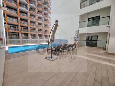 MIDDLE FLOOR || GREAT AMENITIES || 1BR POOL and ROAD VIEW