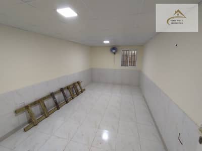 Lavish 6bhk villa is available in 70k  with 6 master room 3 kitchen maid room Al Rifa area Sharjah