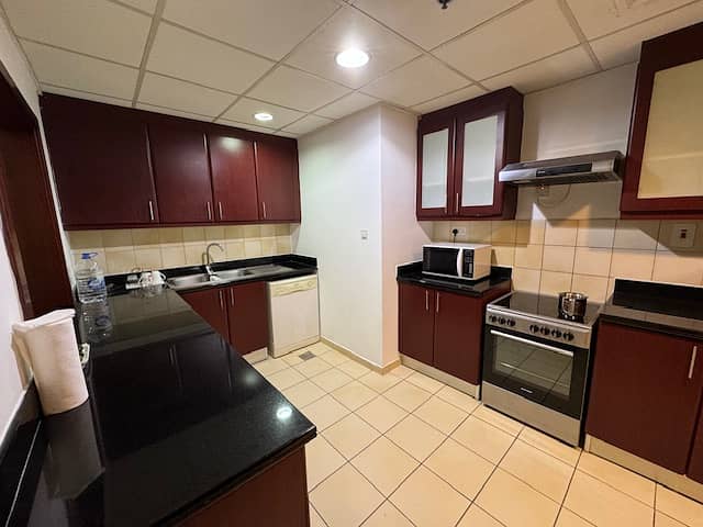13 KITCHEN 1. jpg